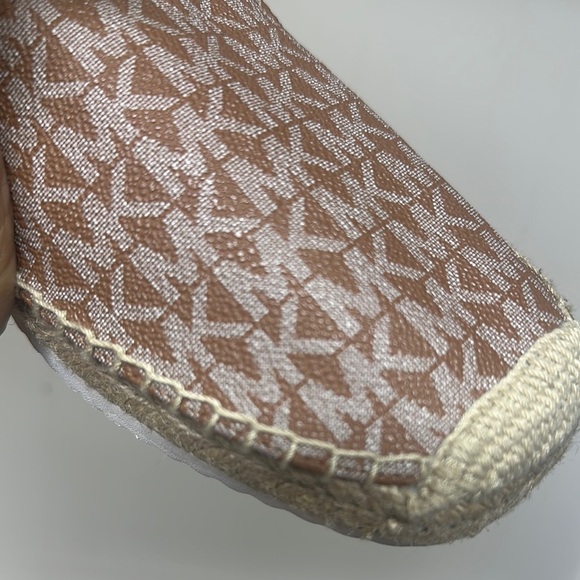 NWOT Michael Kors Lenny Signature Logo Jacquard Slip-On Espadrilles Size 9 - Picture 8 of 12